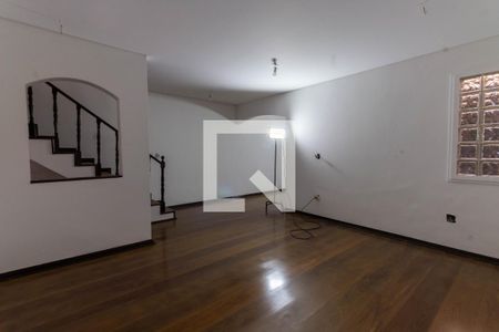 Sala de casa à venda com 3 quartos, 200m² em Vila Gomes Cardim, São Paulo