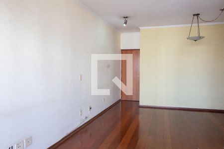 SALA de apartamento para alugar com 3 quartos, 96m² em Taquaral, Campinas