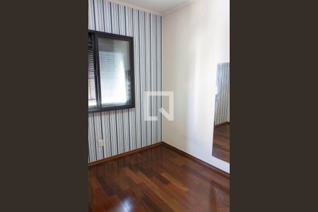 QUARTO 1 de apartamento para alugar com 3 quartos, 96m² em Taquaral, Campinas