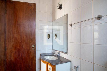 Quarto 1 de apartamento para alugar com 3 quartos, 80m² em Sagrada Família, Belo Horizonte