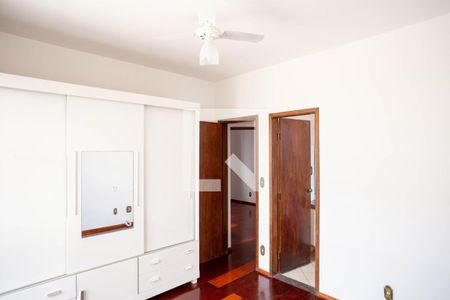 Quarto 1 de apartamento para alugar com 3 quartos, 80m² em Sagrada Família, Belo Horizonte