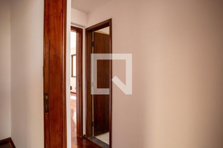 Sala de apartamento para alugar com 3 quartos, 80m² em Sagrada Família, Belo Horizonte