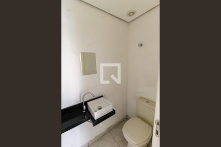 Lavabo de apartamento para alugar com 3 quartos, 90m² em Jardim Londrina, São Paulo