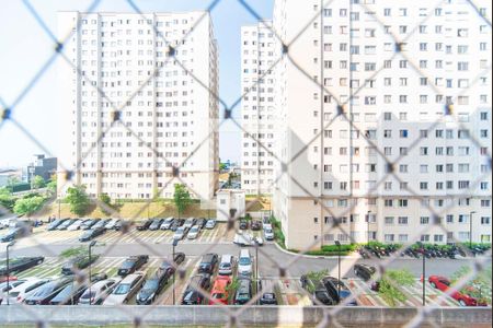 Vista da Sala de apartamento para alugar com 2 quartos, 42m² em Parque Sao Vicente, Santo André