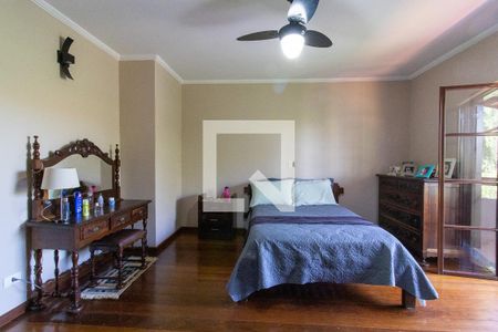 Casa à venda com 257m², 5 quartos e 4 vagas Casa à venda com 257m², 5 quartos e 4 vagasQuarto 1