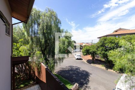 Casa à venda com 257m², 5 quartos e 4 vagas Casa à venda com 257m², 5 quartos e 4 vagasÁrea comum