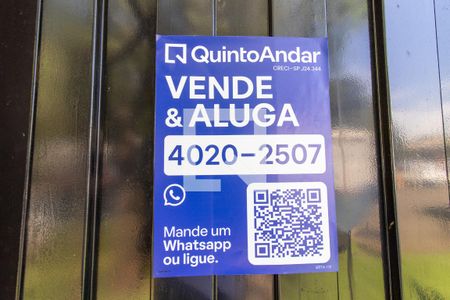 Casa à venda com 257m², 5 quartos e 4 vagas Casa à venda com 257m², 5 quartos e 4 vagasPlaca