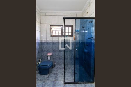 Casa à venda com 257m², 5 quartos e 4 vagas Casa à venda com 257m², 5 quartos e 4 vagasBanheiro