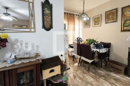 Sala (casa principal) de casa à venda com 5 quartos, 250m² em Jardim Messina, Jundiaí