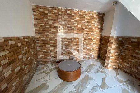 Sala de casa para alugar com 2 quartos, 280m² em Vila Sarapui, Duque de Caxias