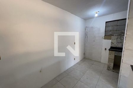 Cozinha de casa para alugar com 2 quartos, 280m² em Vila Sarapui, Duque de Caxias