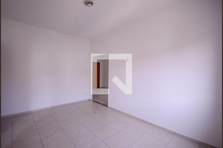 Sala 2 de casa para alugar com 2 quartos, 68m² em Jardim Clímax, São Paulo