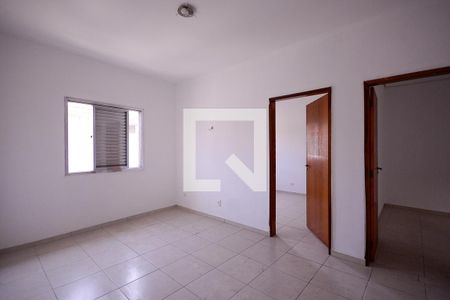 Sala 2 de casa para alugar com 2 quartos, 68m² em Jardim Clímax, São Paulo