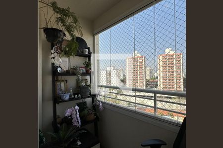 Sacada de apartamento à venda com 3 quartos, 74m² em Jardim Ester Yolanda, São Paulo