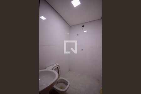 Banheiro  de casa para alugar com 1 quarto, 44m² em Jardim Clímax, São Paulo