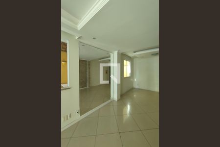 1º Pav - Sala de casa de condomínio para alugar com 3 quartos, 149m² em Taquara, Rio de Janeiro