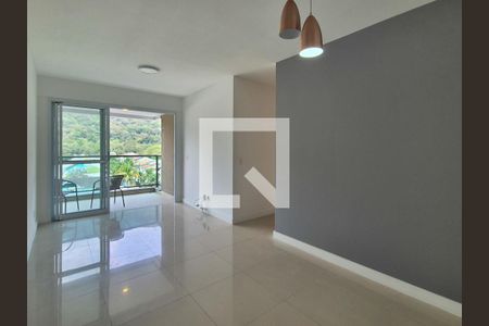 sala de apartamento à venda com 2 quartos, 72m² em Recreio dos Bandeirantes, Rio de Janeiro