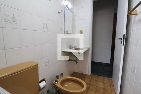 Apartamento para alugar com 106m², 4 quartos e 1 vaga Apartamento para alugar com 106m², 4 quartos e 1 vagaBanheiro Social