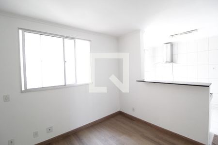 Sala de apartamento para alugar com 2 quartos, 95m² em Martins, Uberlândia