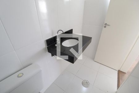 Lavabo de apartamento para alugar com 2 quartos, 95m² em Martins, Uberlândia