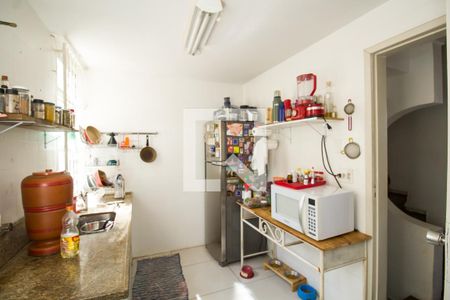 Cozinha de apartamento à venda com 3 quartos, 120m² em Santa Tereza, Belo Horizonte