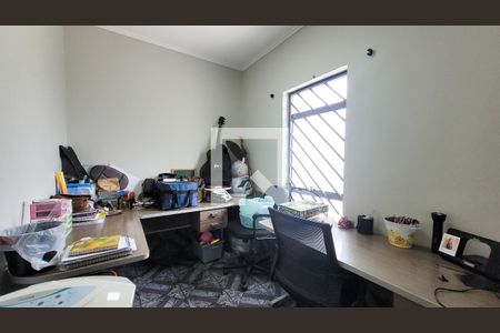 Quarto 1 de casa à venda com 3 quartos, 200m² em Jardim Santa Genebra, Campinas