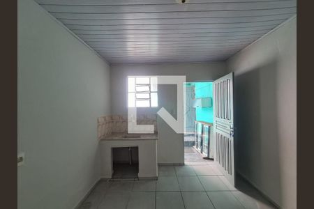 Cozinha de casa para alugar com 1 quarto, 28m² em Jardim Munhoz, Guarulhos