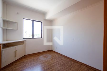 Quarto 2 de apartamento para alugar com 2 quartos, 92m² em Vila São José, Taubaté