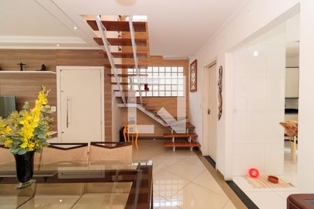 Sala de casa para alugar com 3 quartos, 95m² em Vila Gustavo, São Paulo