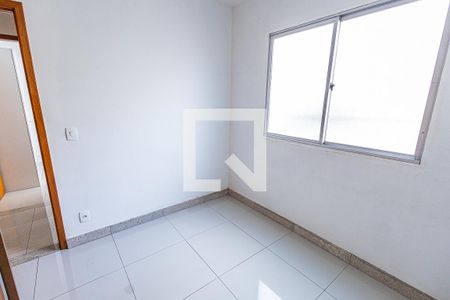 Quarto 1 de apartamento para alugar com 2 quartos, 55m² em Castelo, Belo Horizonte