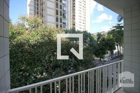 varanda de apartamento à venda com 4 quartos, 140m² em Centro, Belo Horizonte