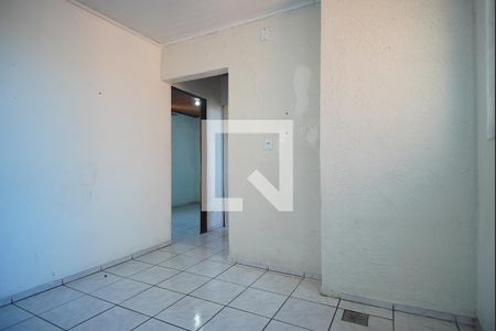 Sala de apartamento para alugar com 2 quartos, 47m² em Rubem Berta, Porto Alegre