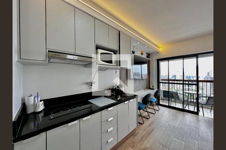 Cozinha de apartamento à venda com 1 quarto, 28m² em Brooklin Paulista, São Paulo