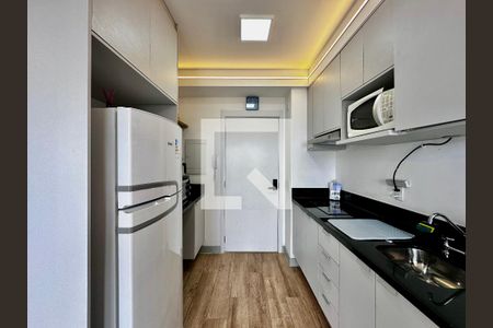 Cozinha de apartamento à venda com 1 quarto, 28m² em Brooklin Paulista, São Paulo