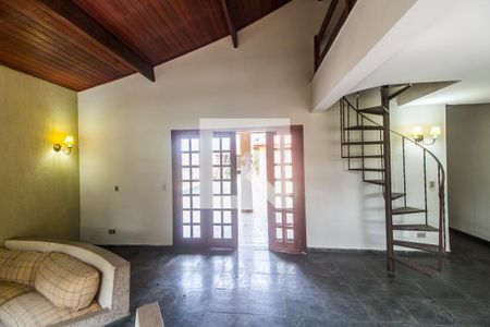 Sala de casa de condomínio para alugar com 4 quartos, 285m² em Nova Higienópolis, Barueri