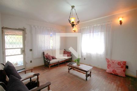 Sala  de casa à venda com 3 quartos, 350m² em Esplanada, Belo Horizonte