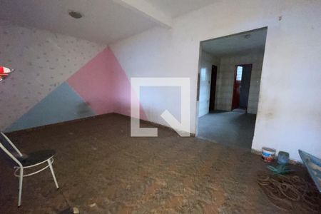 Sala de casa para alugar com 2 quartos, 93m² em Duque de Caxias, Duque de Caxias