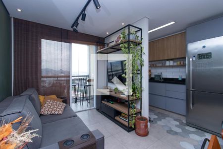 Sala de apartamento à venda com 2 quartos, 48m² em Parque Edu Chaves, São Paulo