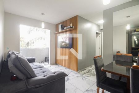 Sala  de apartamento à venda com 2 quartos, 58m² em Vila Talarico, São Paulo