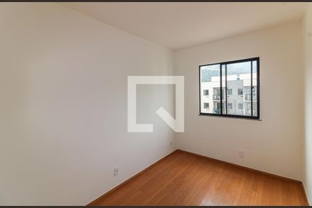 Quarto 1 de apartamento para alugar com 2 quartos, 48m² em Vargem Grande, Rio de Janeiro