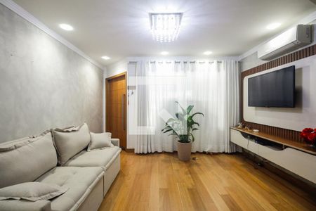 Sala  de casa à venda com 3 quartos, 150m² em Vila Gomes Cardim, São Paulo