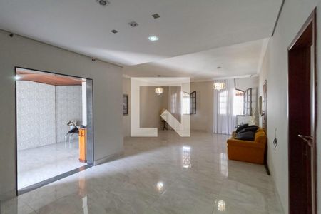 Sala 1 de casa à venda com 3 quartos, 282m² em Santa Amélia, Belo Horizonte