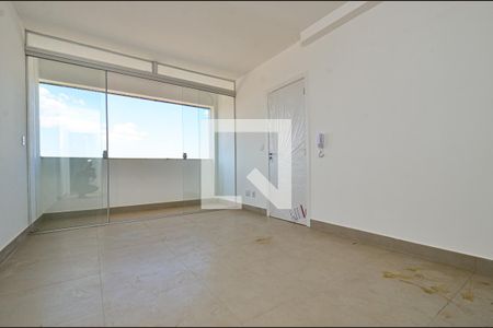 Sala de estar de apartamento à venda com 3 quartos, 78m² em Fernão Dias, Belo Horizonte