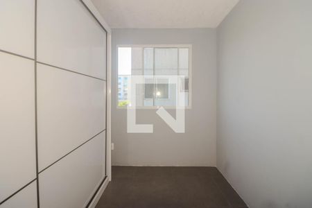 Quarto 1 de apartamento para alugar com 2 quartos, 40m² em Rubem Berta, Porto Alegre