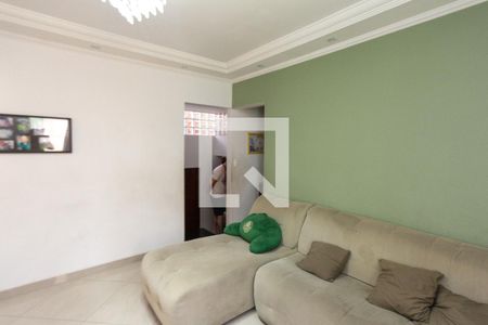 Sala de casa à venda com 3 quartos, 190m² em Vila Tolstoi, São Paulo