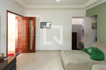 Sala de casa à venda com 3 quartos, 190m² em Vila Tolstoi, São Paulo