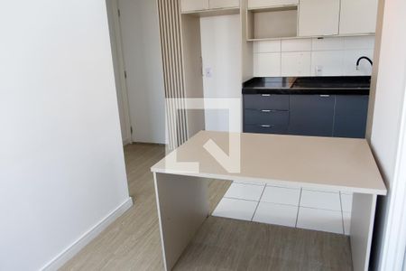 sala de apartamento para alugar com 2 quartos, 37m² em Presidente Altino, Osasco