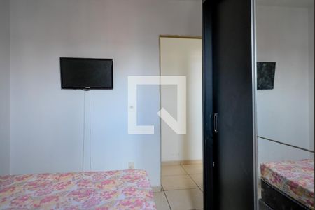 Quarto 1 de apartamento à venda com 2 quartos, 45m² em Parque Bristol, São Paulo