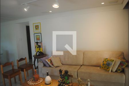 Sala de casa de condomínio para alugar com 5 quartos, 420m² em Jaguaribe, Salvador