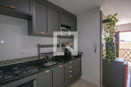 Cozinha de casa de condomínio para alugar com 3 quartos, 54m² em Parque Vitória, São Paulo